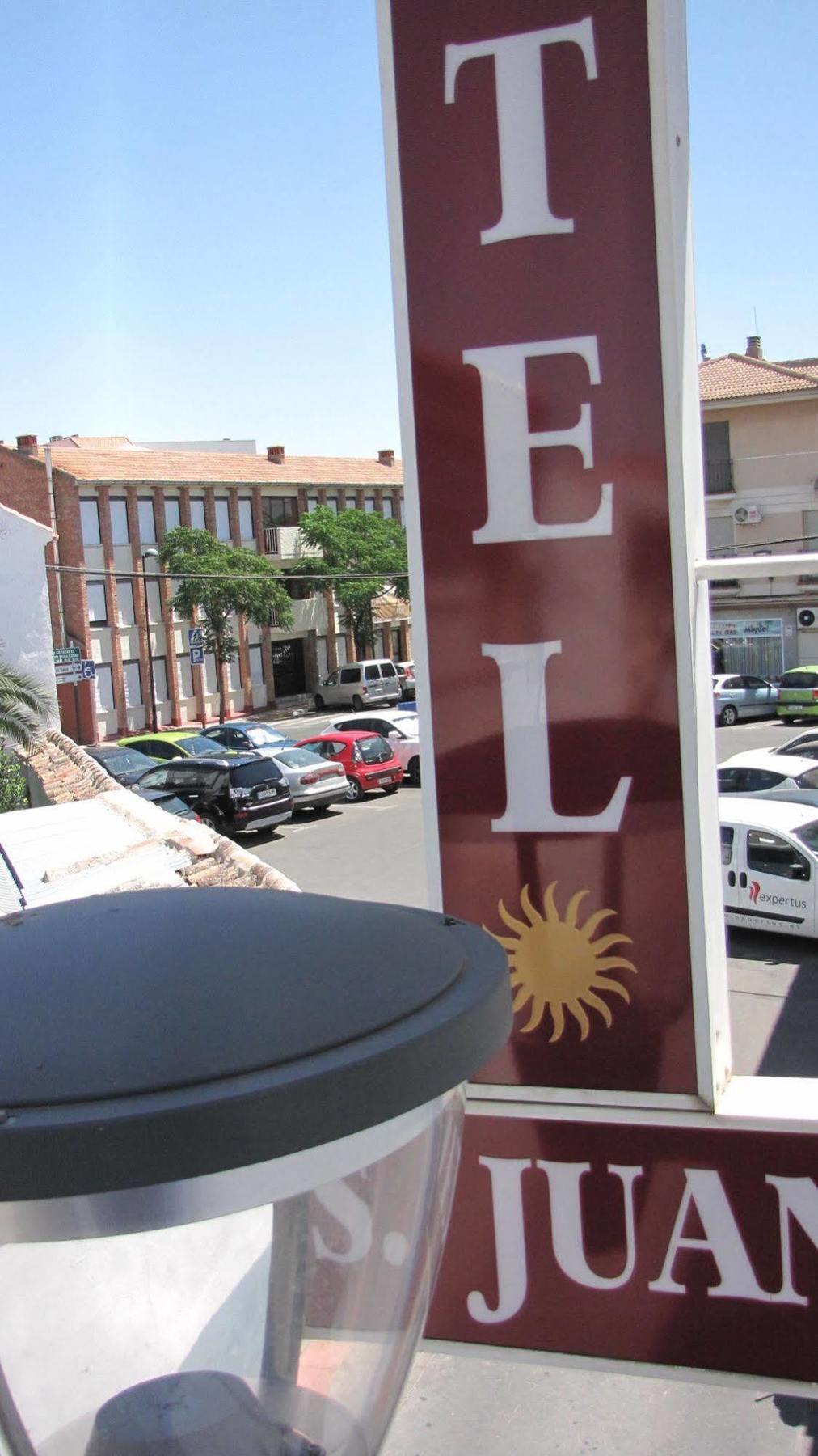 Hotel San Juan Miguelturra Екстериор снимка